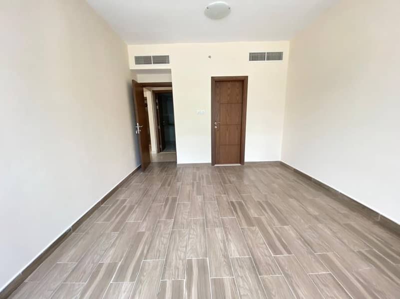 An Excellent & Huge 1 Bedroom Available for Rent
