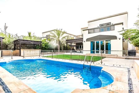 4 Bedroom Villa for Sale in Jumeirah Park, Dubai - Large 4 BR | Downstairs Bedroom | Quiet Location