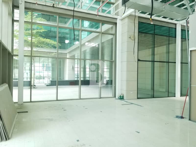 Fitted Retail Space |High ceiling |Prime location