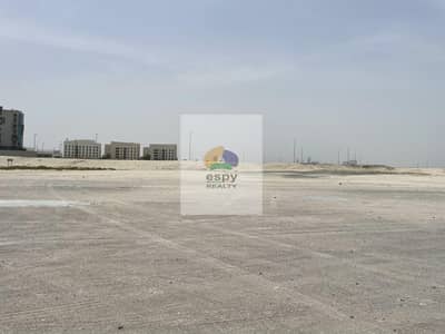 Plot for Sale in Al Jaddaf, Dubai - Great plot in Al-Jaddaf , Al khail road view