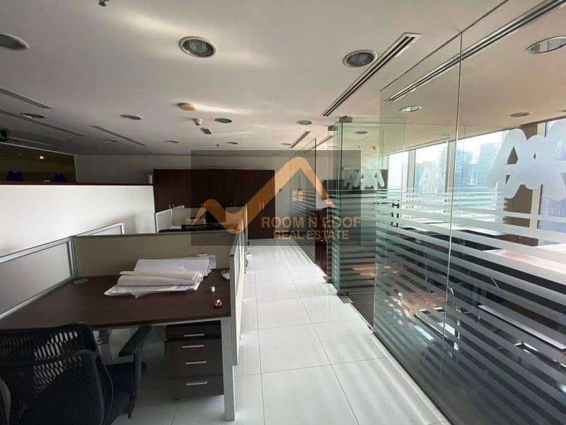 Furnished Office| Glass Partitions| Crystal Tower| Business Bay