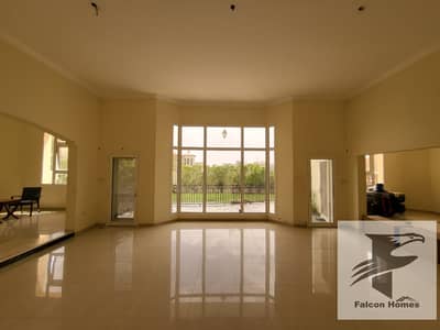 5 Bedroom Villa for Rent in Al Barsha, Dubai - 5 En-Suit Bedrooms | Swimming Pool | Very well-Maintained