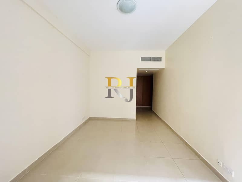 Квартира в Бур Дубай，Аль Манкул，Голден Сэндс 9, 2 cпальни, 81999 AED - 6188689
