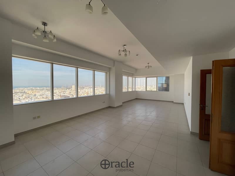 位于谢赫-扎耶德路，蔚蓝大厦 3 卧室的公寓 138000 AED - 5815740