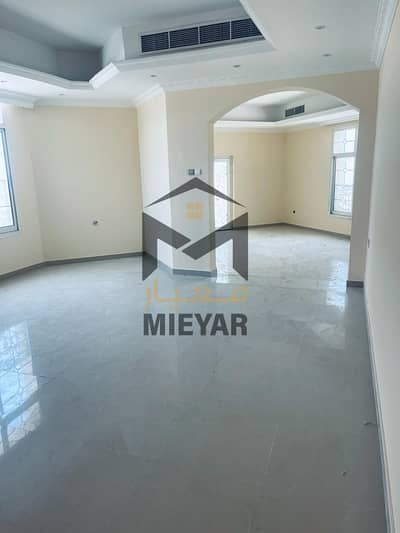 6 Bedroom Villa for Rent in Oud Al Muteena, Dubai - Dubai Oud Al Muteena 2