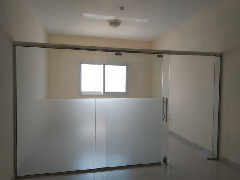 Studio For Labor Company Staff Accommodation With Reserve Parking Near Bus Stop