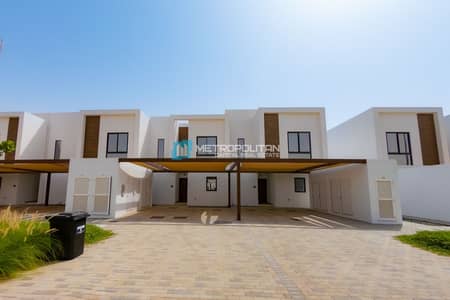 2 Bedroom Townhouse for Rent in Al Ghadeer, Abu Dhabi - Bright 2BR+M | Up To 4 Payments | Superb Amenities