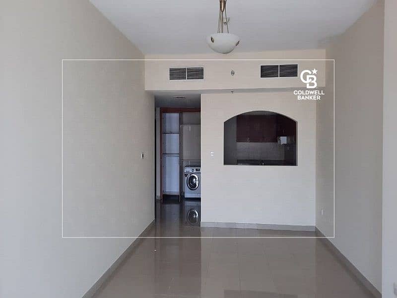 Exclusive Spacious 1Bedroom + Laundry No Balcony