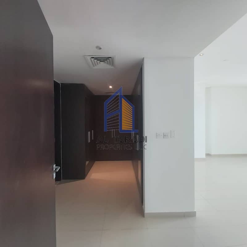 Квартира в Остров Аль Рим，Марина Сквер，РАК Тауэр, 5 спален, 258000 AED - 5827268