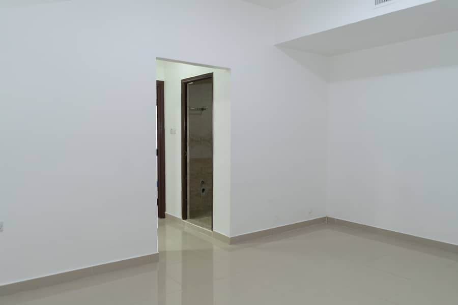 شقة في المنهل 1 غرفة 40000 درهم - 4333416