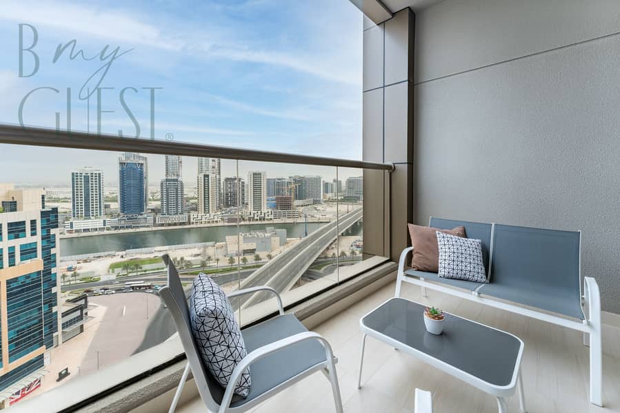Superb Studio Apartment w/ Balcony near Dubai Mall