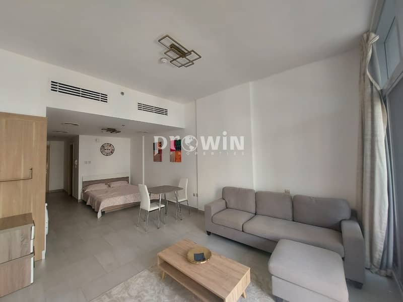 位于朱美拉环形村(JVC)，JVC第14区，沙玛尔波浪住宅楼 的公寓 38000 AED - 6129393