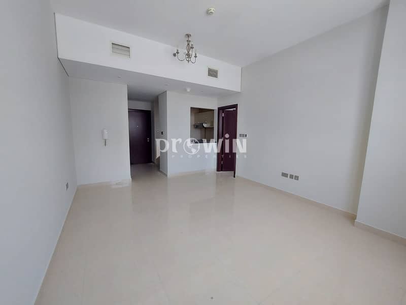 位于阿尔扬街区，阿勒扎比大厦 1 卧室的公寓 34998 AED - 5967486