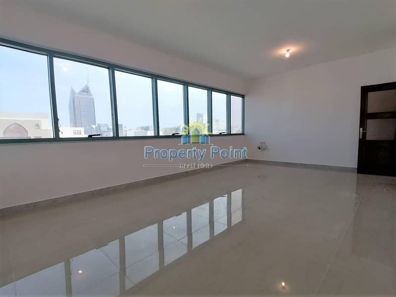Affordable Deal | Clean 3-bedroom Apartment | Big Hall & Rooms | near WTC and SOUK
