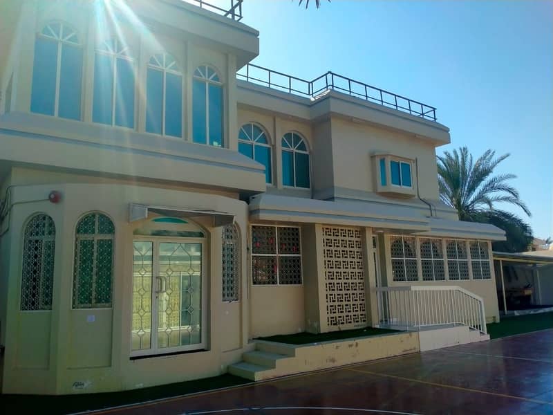 8 bedroom commercial villa for rent in al Rumaila Ajman