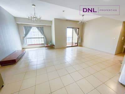 2 Bedroom Flat for Rent in Jumeirah Beach Residence (JBR), Dubai - Spacious Layout | Marina View | Call Now