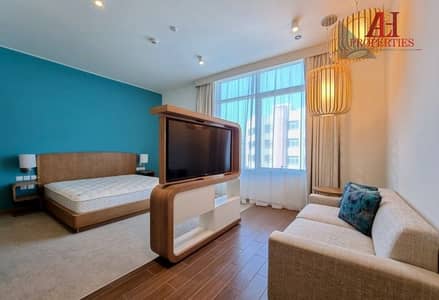 Hotel Apartment for Rent in Bur Dubai, Dubai - Exclusive|Breakfast & Housekeeping| Fully Serviced