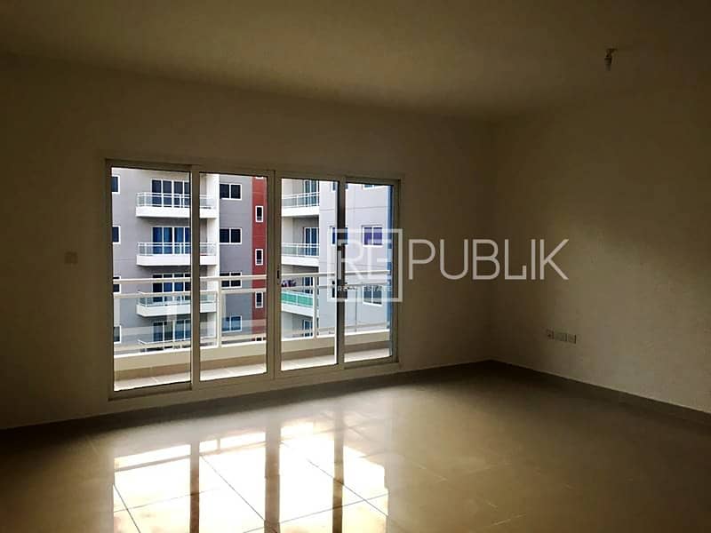 Stress Sale! Spacious 2BHK in Downtown.