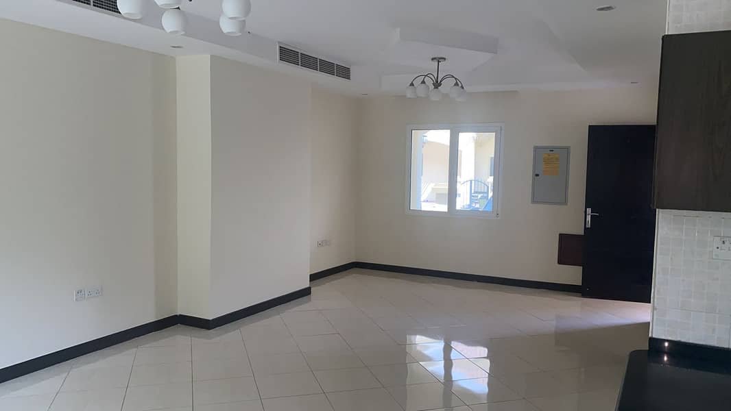 FOR  URGENT SALE   Spacious 3 Bedroom Townhouse Sahara Meadows 1