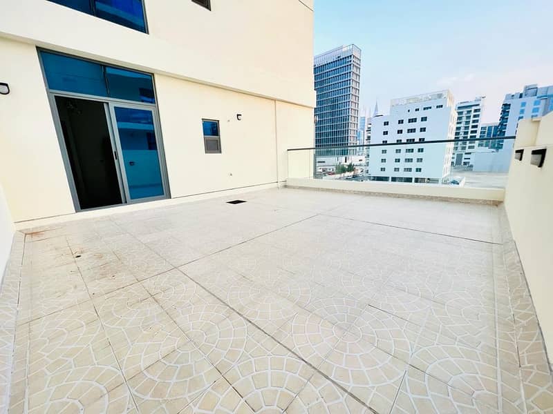 شقة في السطوة 2 غرف 70999 درهم 6212564