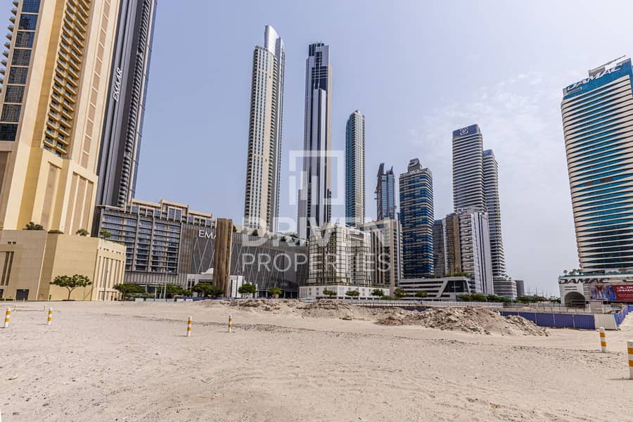 ارض سكنية في وسط مدينة دبي 230000000 درهم - 6182041
