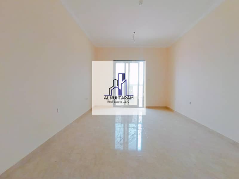 Brand New 1BR///waderob+balcony//luxury apartment//perfect Layout///prime location///Ready to move//