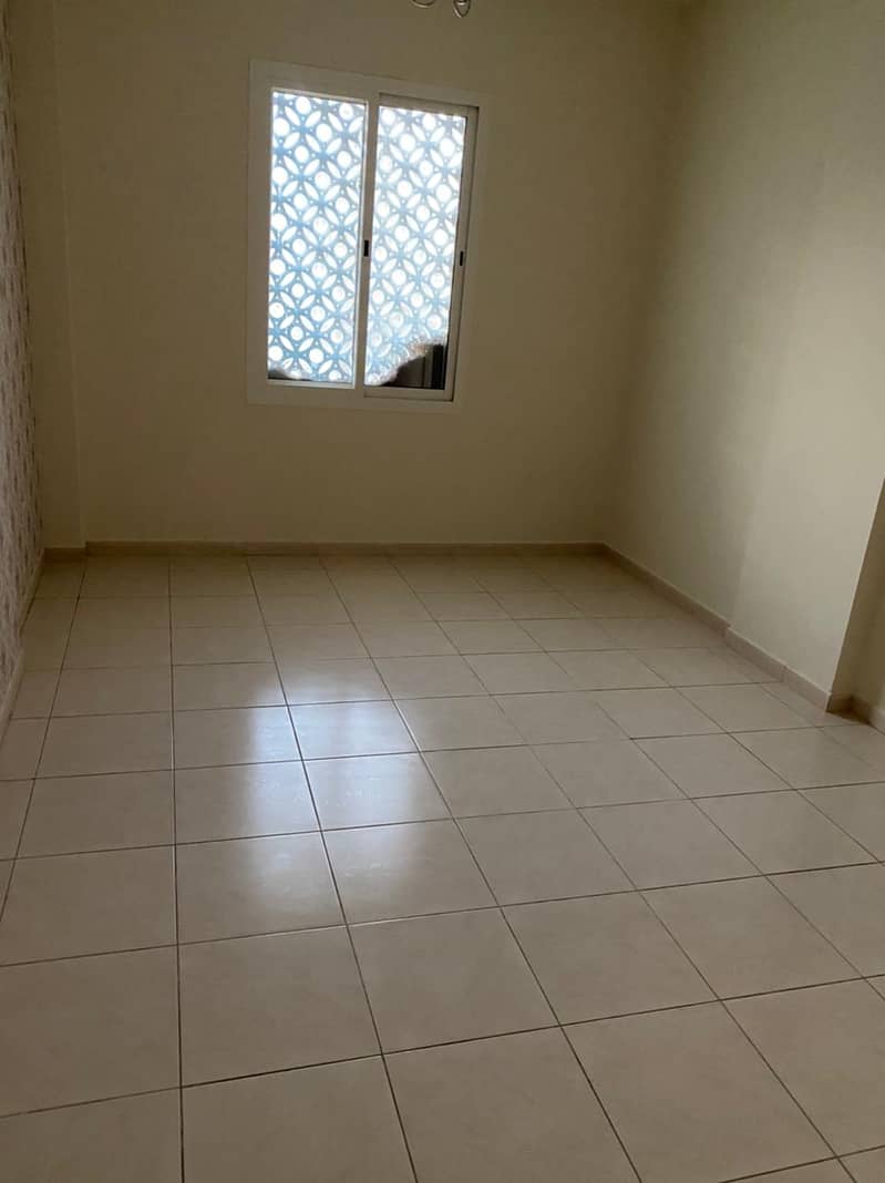 شقة في الحي الإماراتي المدينة العالمية 1 غرف 30000 درهم 6216308 شقة في الحي الإماراتي المدينة العالمية 1 غرف 30000 درهم 6216308