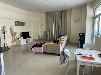 2 BEDROOM  APARTMENT WITH BALCONY SPACIOUS LAYOUT