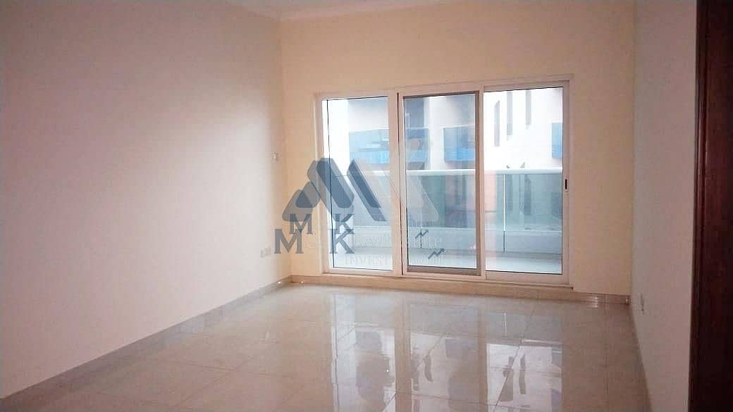 Spacious Balcony | 6 Payments | 1 BR in Business Bay