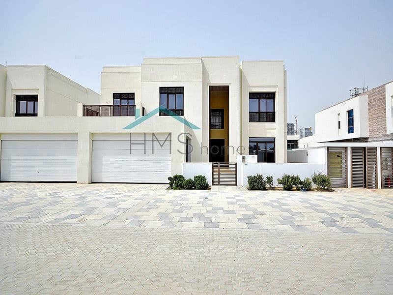 Modern Arabic 6 Bed Villa in District one