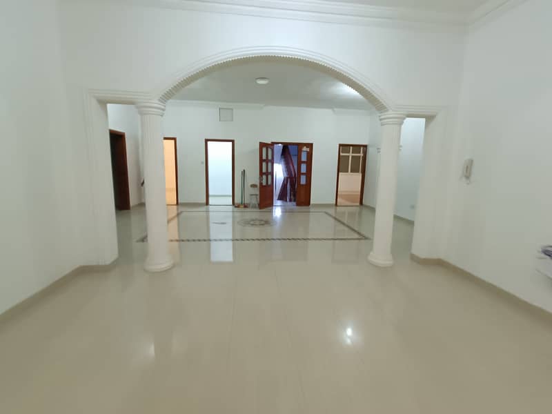 Private Entrance Spacious Full Floor Apartment 4BR+Maid Room