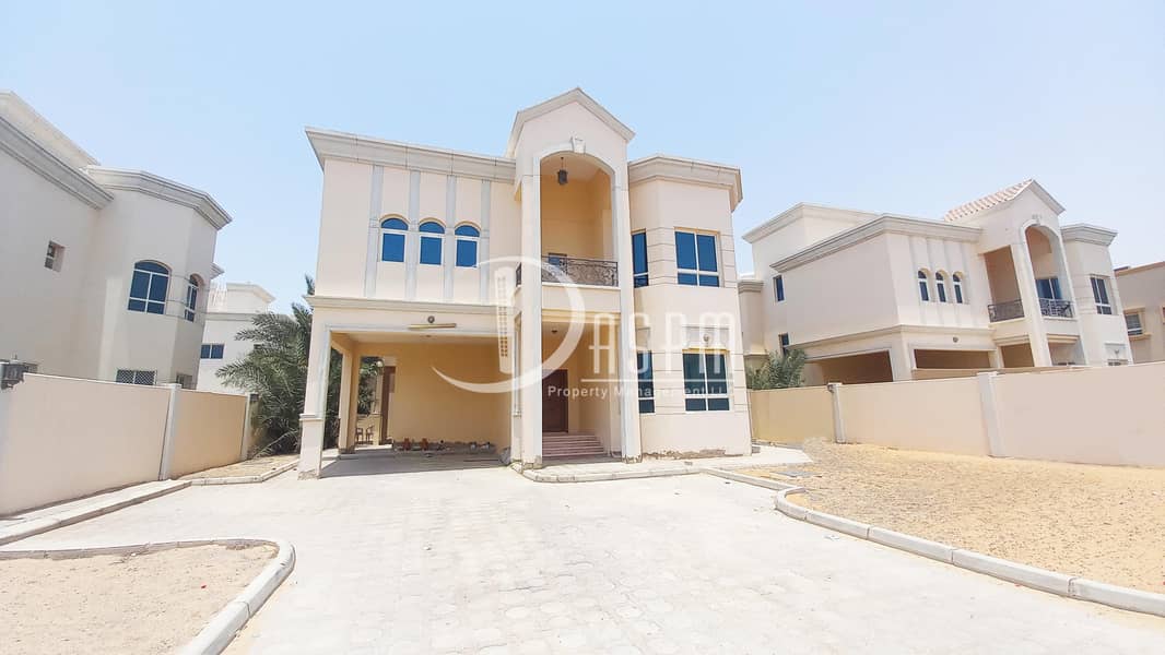 Вилла в Халифа Сити, 5 спален, 170000 AED - 6218232