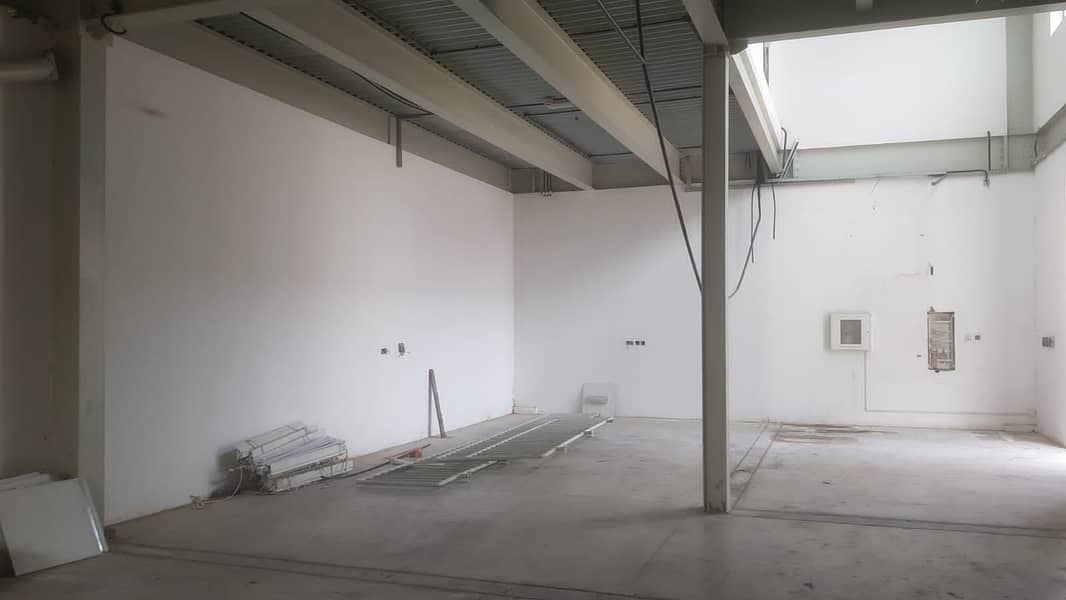 Ras Al Khor Industrial Area 3,200 sq. Ft warehouse insulated and high ceiling