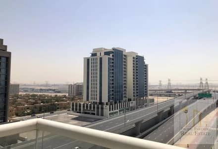 استوديو  للبيع في الفرجان، دبي - شقة في عزيزي بلازا الفرجان 549999 درهم - 6002915