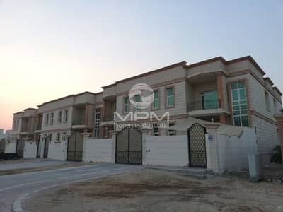 5 Bedroom Villa for Rent in Mohammed Bin Zayed City, Abu Dhabi - Spacious Villa + Yard | Parking | Maid's Room