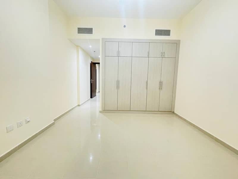 شقة في مجمع دبي ريزيدنس 1 غرف 40000 درهم - 6215131