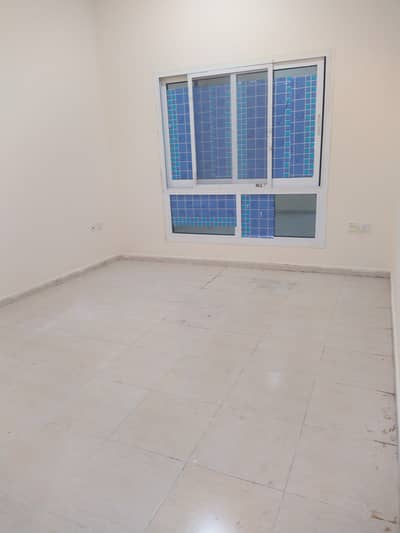 1 Bedroom Apartment for Rent in Deira, Dubai - 1 bhk available in al rigga near metro rent 37kfamily sharing allowed