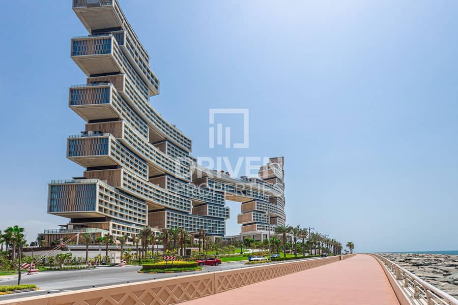 Exclusive | Great Layout | Full Sea View
