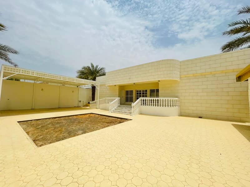 Spacious 6 Bedroom Independent Villa with Garden Space available for rent in Mirdif.