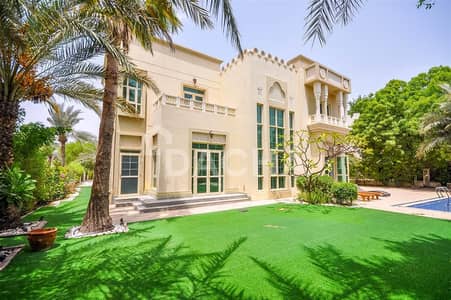 4 Bedroom Villa for Sale in Jumeirah Islands, Dubai - Extented / Upgraded / Entertainment Foyer