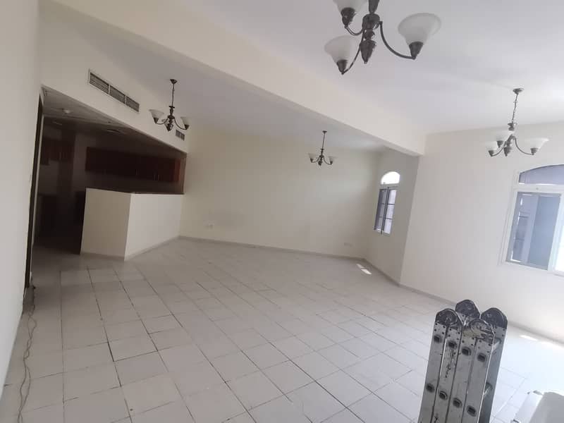 شقة في Q01 الحي الفرنسي المدينة العالمية 1 غرف 33000 درهم 6226495 شقة في Q01 الحي الفرنسي المدينة العالمية 1 غرف 33000 درهم 6226495