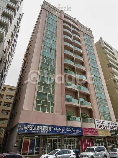 فلیٹ 2 غرفة نوم للايجار في السور، الشارقة - Two Months Free- Limited Time Offer - 2 Br Apartment in Al Soor Building