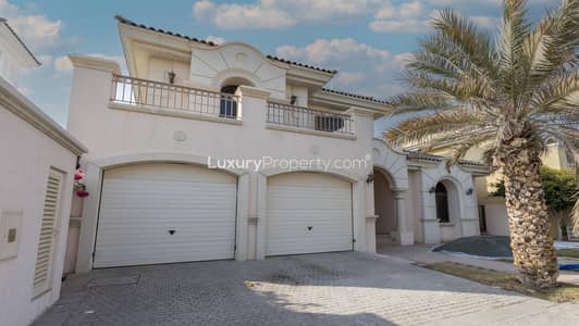 5 Bedroom Villa for Rent in Palm Jumeirah, Dubai - Upgraded | Private Pool | Beach Access | View Now