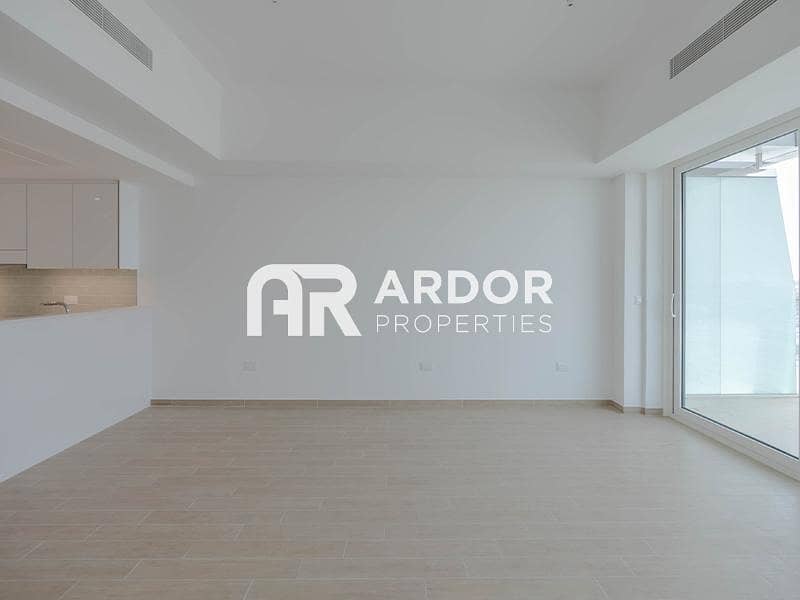 Modern 1BR Unit w Balcony | City View | 2 Payments