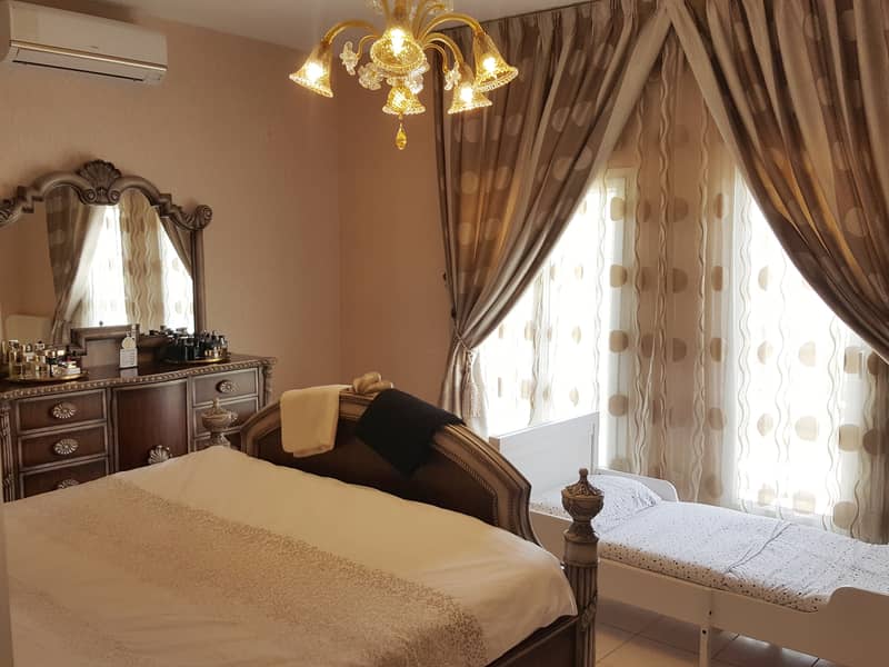 Furnished 4 BHK Villa plus Maid, Corner Plot with Private Pool, For Rent in The Meadows, Dubai
