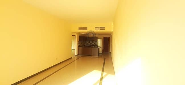 Huge Apartment | Kitchen Appliances | Chiller Free | Very Close To Metro