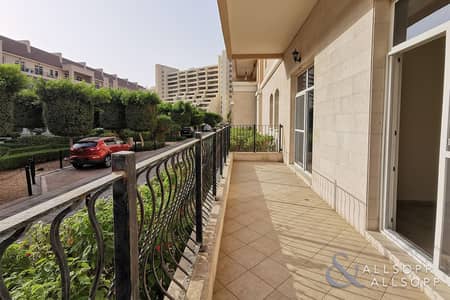 2 Bedroom Flat for Rent in Motor City, Dubai - Two Large Double Bedrooms | Unfurnished