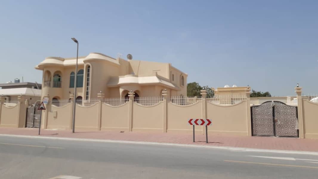Villa for sale in Al Ramaqia, Qar Street, in the Emirate of Sharjah