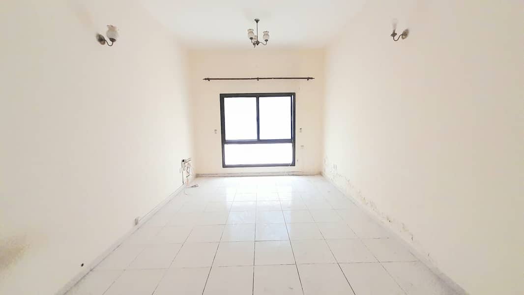 Beautiful Looking with Cheep Price Free Parking 1BHK Apartment Available In Al Karama