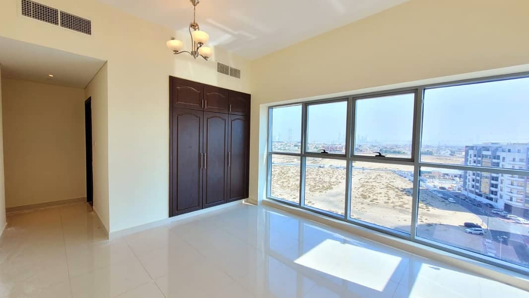 Stunning 2BHK With Gym Pool Parking Just In 68k